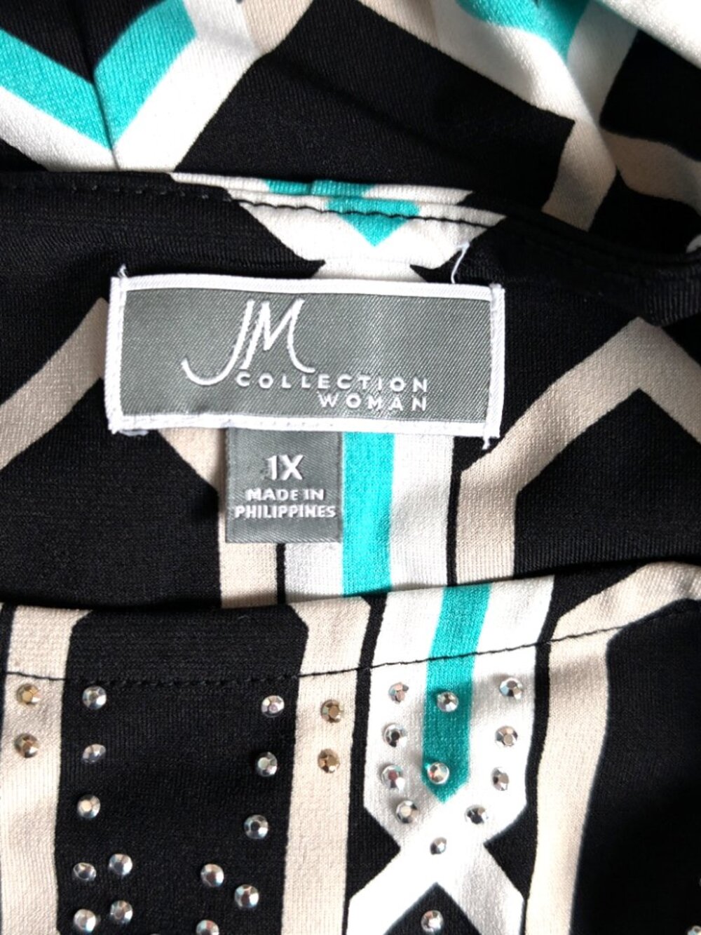 JM Collection Geometric Lattice Rhinestones Tunic 1X Teal Black SharkBite Hem - Picture 8 of 8